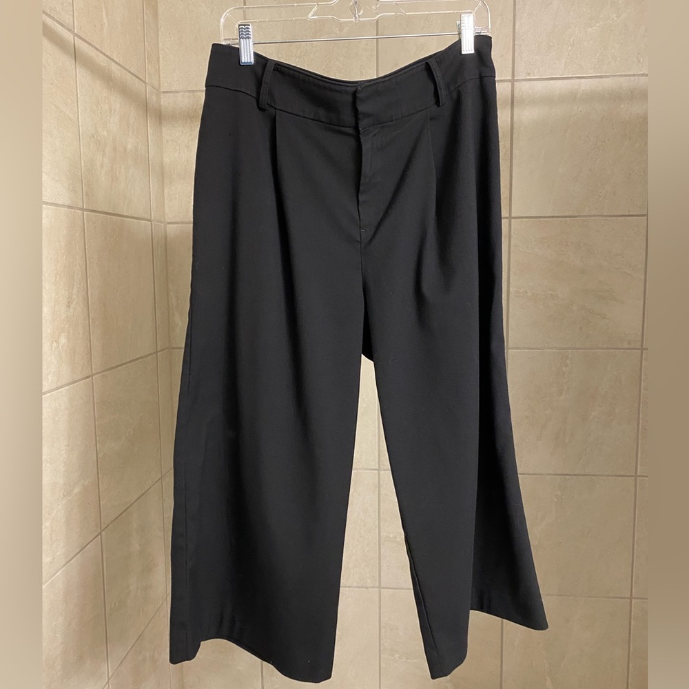 EUC Ann Taylor Factory Petite black wide leg  pants, size 10 Petite